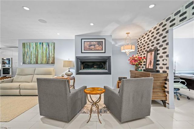 1026 Staceywood CT, Virginia Beach, VA 23452