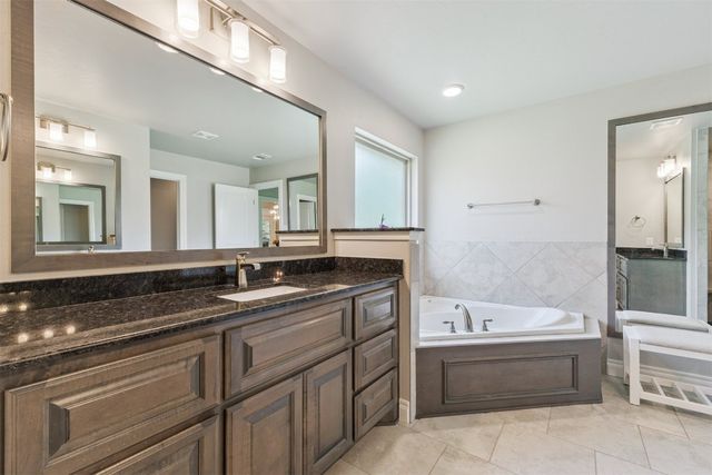 8040 Sweetgum Street, Edmond, OK 73034