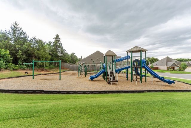 8040 Sweetgum Street, Edmond, OK 73034