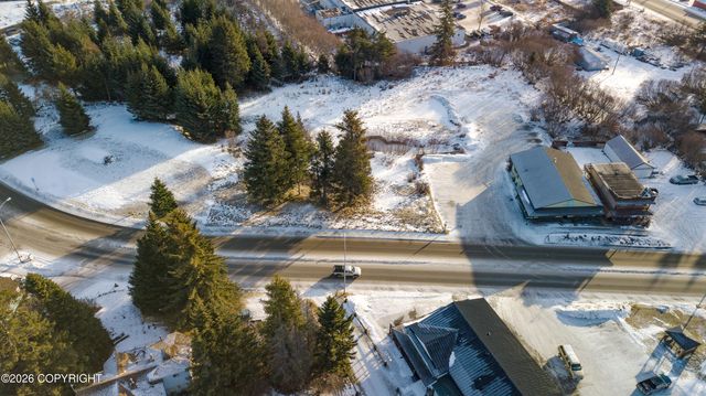 305 W Pioneer Avenue, Homer, AK 99603