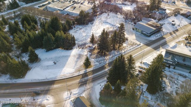 305 W Pioneer Avenue, Homer, AK 99603