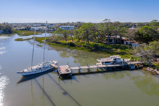 1540 Arapaho Ave, St Augustine, FL 32084