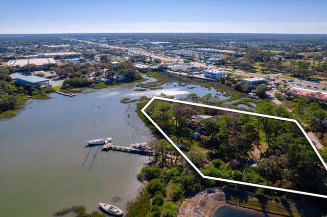 1540 Arapaho Ave, St Augustine, FL 32084