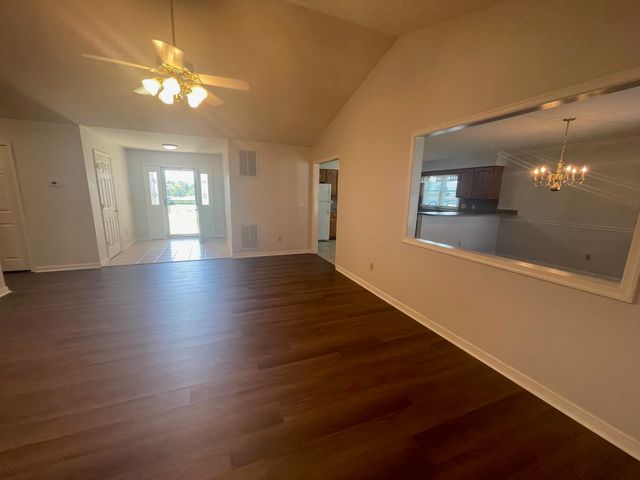 10401 WHISPERING PINES LN, Mcgaheysville, VA 22840