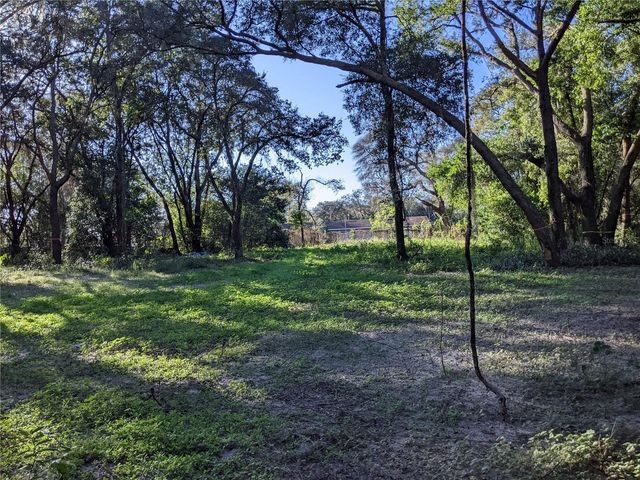 11215 DAVIS ROAD, Tampa, FL 33637