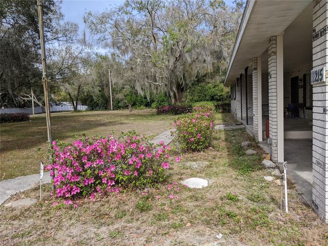 11215 DAVIS ROAD, Tampa, FL 33637