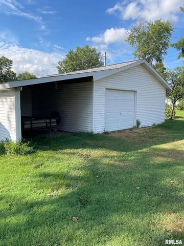 901 W ELM Street, Carmi, IL 62821