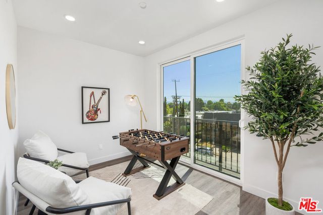 6144 Whitsett Avenue 204, North Hollywood, CA 91606