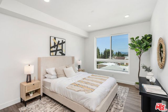6144 Whitsett Avenue 204, North Hollywood, CA 91606