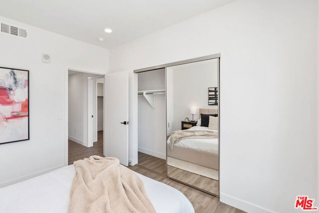 6144 Whitsett Avenue 204, North Hollywood, CA 91606