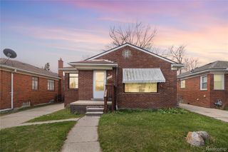 8117 Dale Street, Dearborn Heights, MI 48127