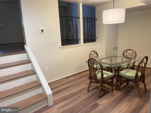 185 STIRLING CT, West Chester, PA 19380