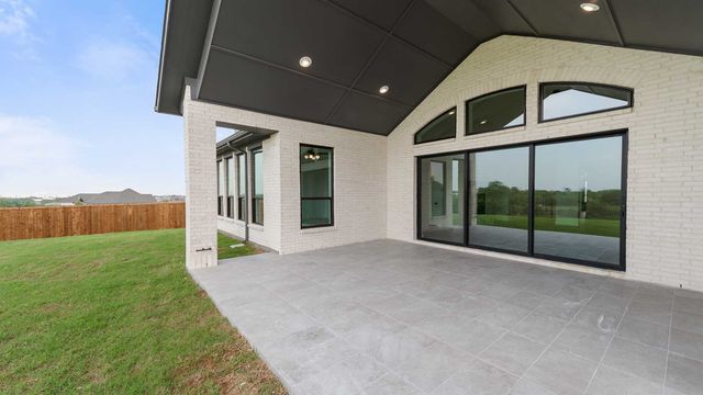 1662 Shady Banks Drive, Haslet, TX 76052
