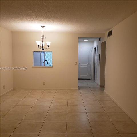 300 NE 12th Ave 205, Hallandale Beach, FL 33009