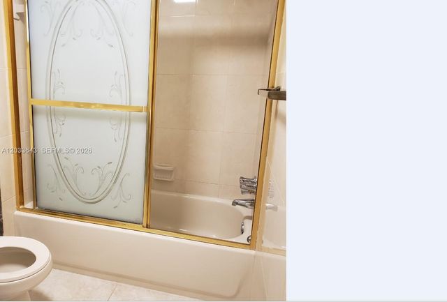 300 NE 12th Ave 205, Hallandale Beach, FL 33009