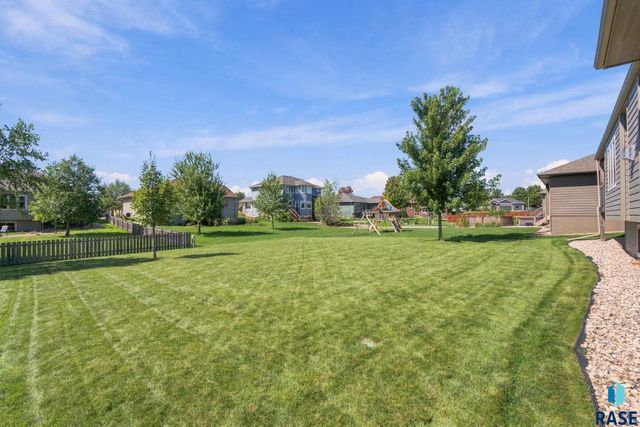 4217 S Alpine Ave Avenue, Sioux Falls, SD 57110