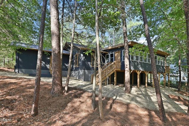 6 Saint James Court, Durham, NC 27713