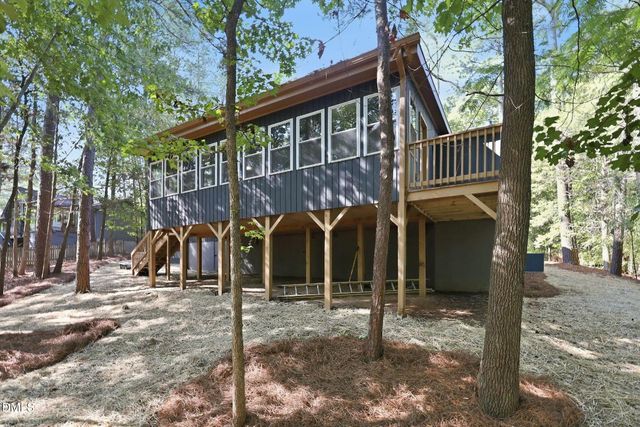 6 Saint James Court, Durham, NC 27713