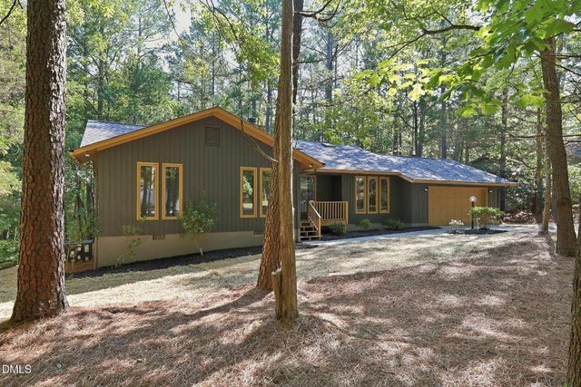 6 Saint James Court, Durham, NC 27713