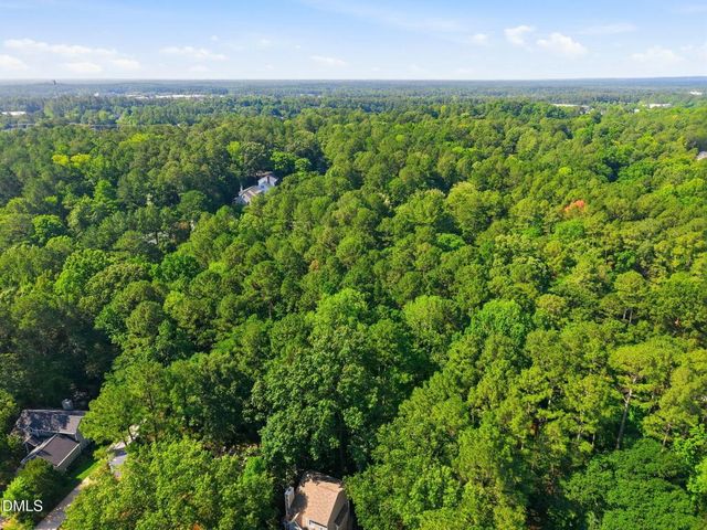 6 Saint James Court, Durham, NC 27713