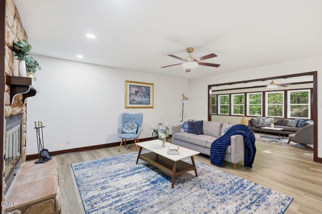 6 Saint James Court, Durham, NC 27713