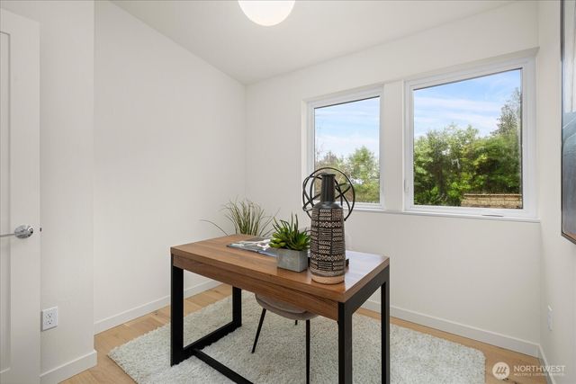 4224 Meridian Avenue N, Seattle, WA 98103