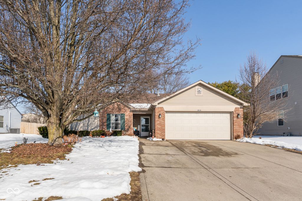 133 Fountain Drive, Mooresville, IN 46158