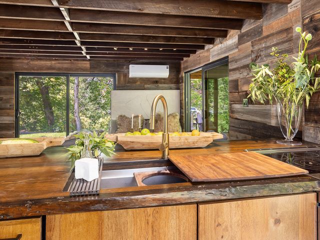 5880 Cascade Road, Lake Placid, NY 12946