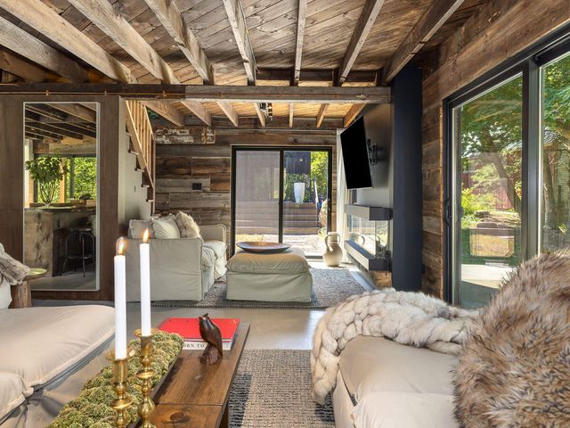 5880 Cascade Road, Lake Placid, NY 12946