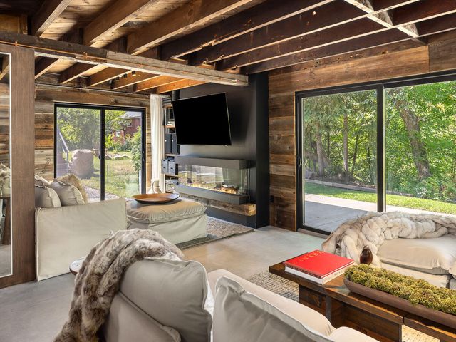 5880 Cascade Road, Lake Placid, NY 12946