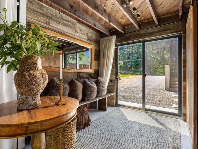 5880 Cascade Road, Lake Placid, NY 12946