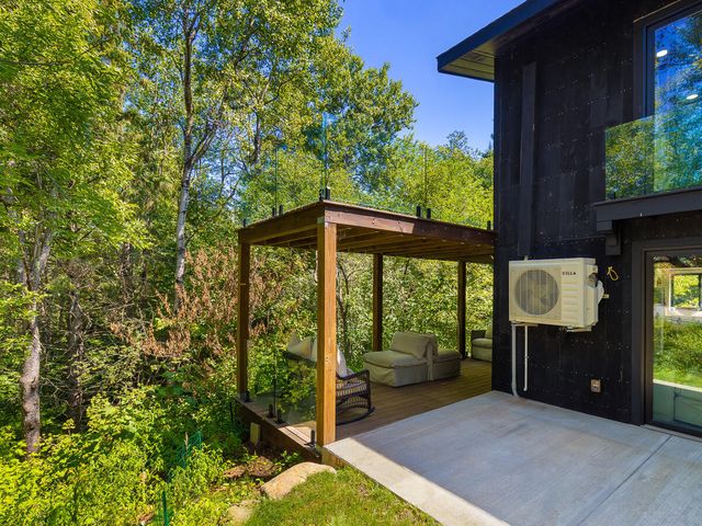 5880 Cascade Road, Lake Placid, NY 12946