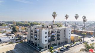 7410 Avalon Boulevard, Los Angeles, CA 90003