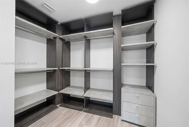 801 S Miami Ave 2901, Miami, FL 33130