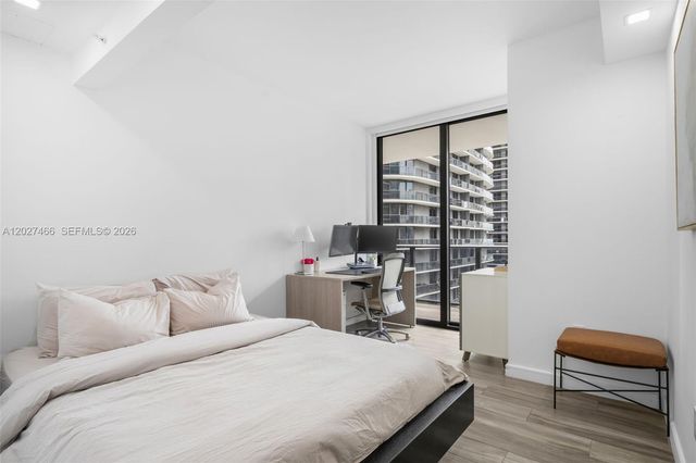801 S Miami Ave 2901, Miami, FL 33130