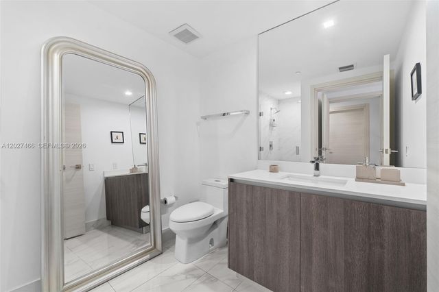 801 S Miami Ave 2901, Miami, FL 33130