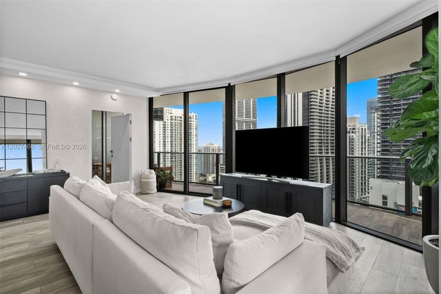 801 S Miami Ave 2901, Miami, FL 33130
