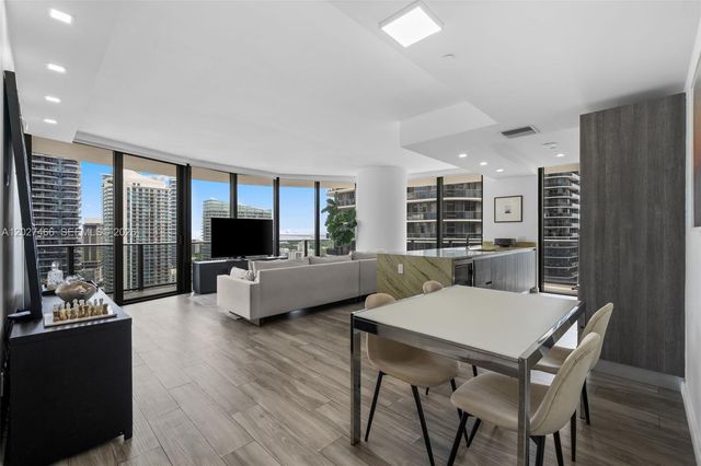 801 S Miami Ave 2901, Miami, FL 33130