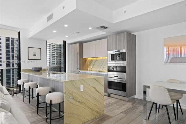 801 S Miami Ave 2901, Miami, FL 33130