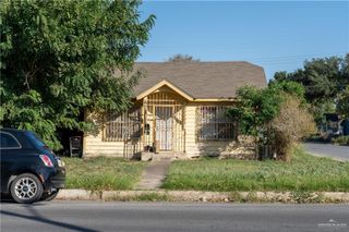1102 N 16th Street, Mcallen, TX 78501