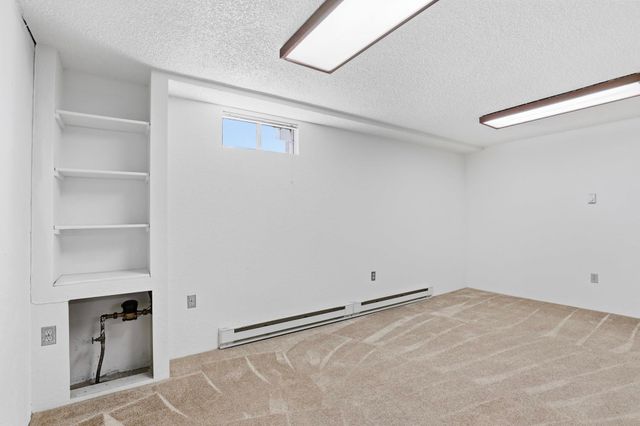 3811 E Hartson Ave, Spokane, WA 99202