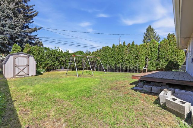 3811 E Hartson Ave, Spokane, WA 99202