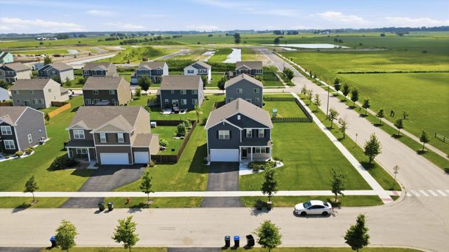 501 Sequoia Court, Oswego, IL 60543