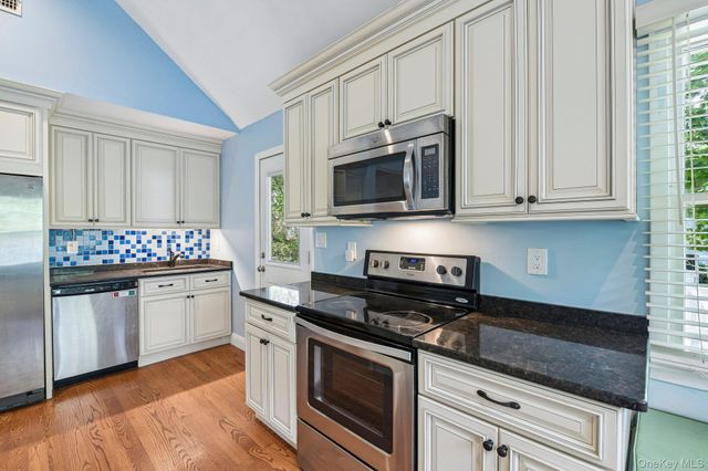 417 Echo Avenue, Sound Beach, NY 11789