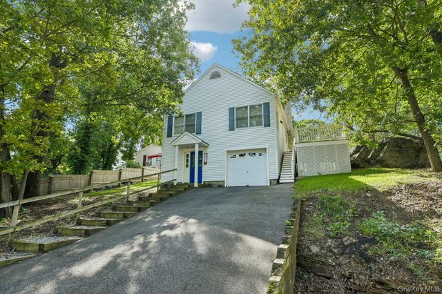 417 Echo Avenue, Sound Beach, NY 11789