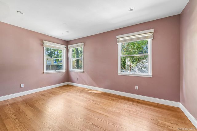 417 Echo Avenue, Sound Beach, NY 11789