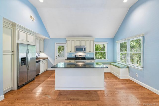 417 Echo Avenue, Sound Beach, NY 11789