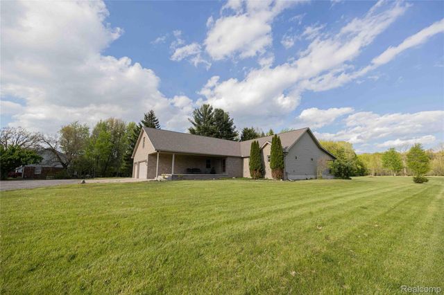 21855 Huron River Drive, Huron Charter Township, MI 48164
