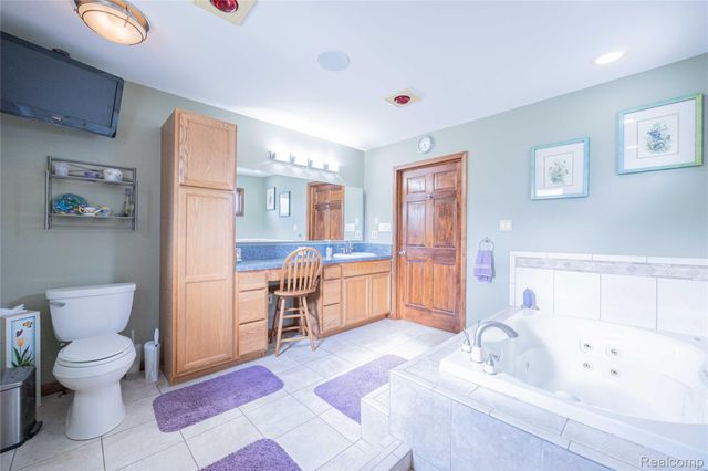 21855 Huron River Drive, Huron Charter Township, MI 48164