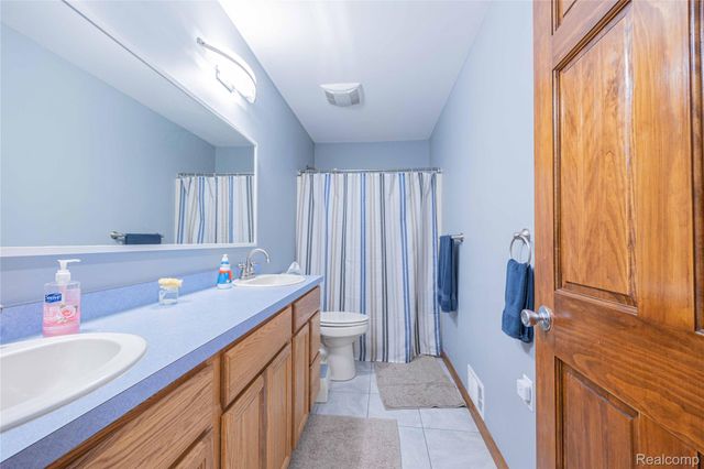 21855 Huron River Drive, Huron Charter Township, MI 48164